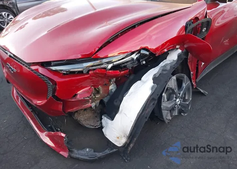 2023 Ford Mustang Mach-E Select z USA, uszkodzony, nr VIN 3FMTK1R45PMA66436